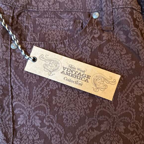 NWT’s Vintage America Blues Brown Damask Floral Brocade Matchstick Skinny Jeans - Picture 3 of 9